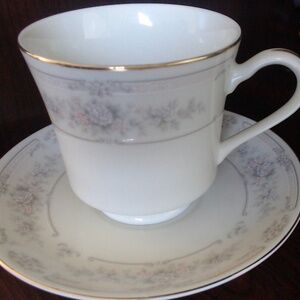 Royal Limited Antique Lace Cup & Saucer